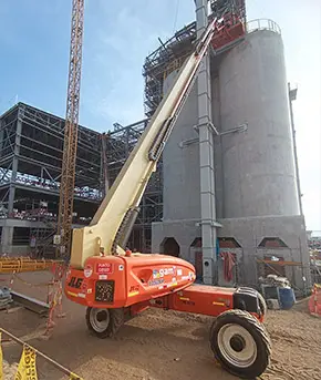 Montaje de Estructuras – Qantu, Owens Illinois, Lurín