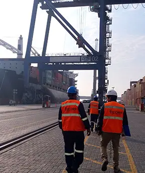Mantenimiento Elevadores de Grúas Pórtico – APM Terminals