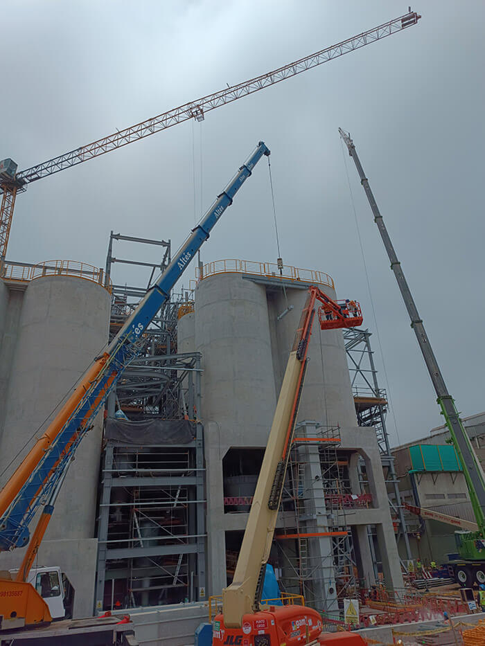 Montaje de Estructuras – Qantu, Owens Illinois, Lurín