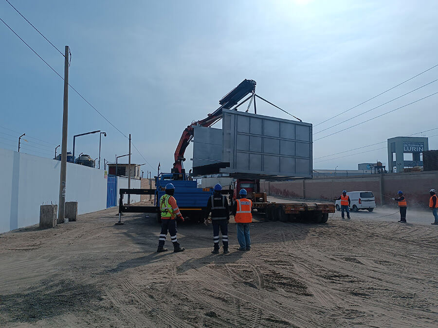 Traslado y Montaje de Maquinas Industriales - Owens Illinois